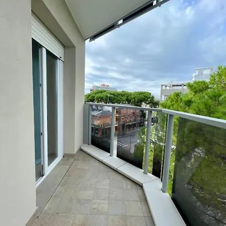 Coccola A Due Passi Dal Mare Apartamento Lignano Sabbiadoro Exterior foto